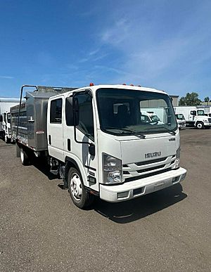 2022 Isuzu NRR DC - Dump Truck