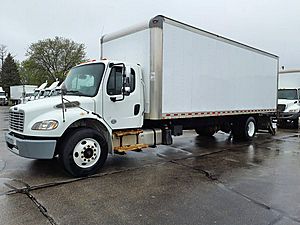 2018 Freightliner M2 106 - Box Van