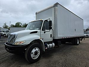2019 International DuraStar 4300 - Box Van