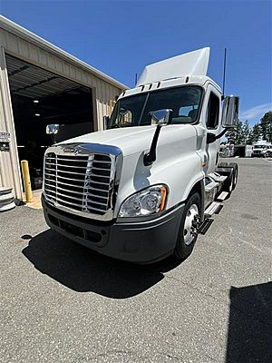 2016 Freightliner Cascadia 125 - Day Cab