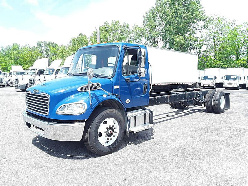 2019 Freightliner M2 106
