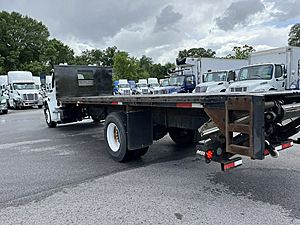 2014 Freightliner M2 106
