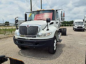 2018 International DuraStar 4300