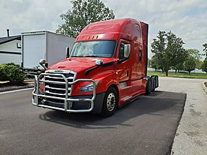 2019 Freightliner Cascadia - Sleeper Truck