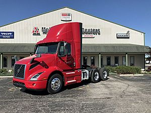 2020 Volvo DuraStar VNR64300