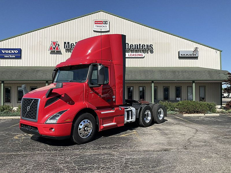 2020 Volvo VNR64300