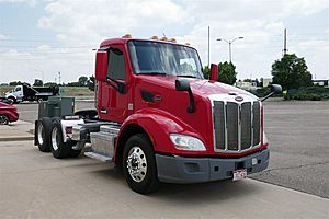 2017 Peterbilt 579 - Day Cab