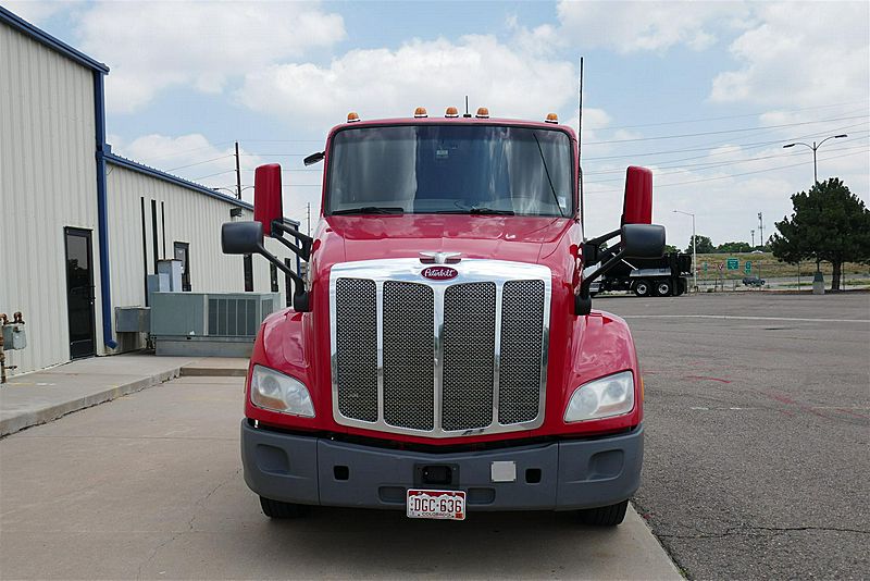 2017 Peterbilt 579