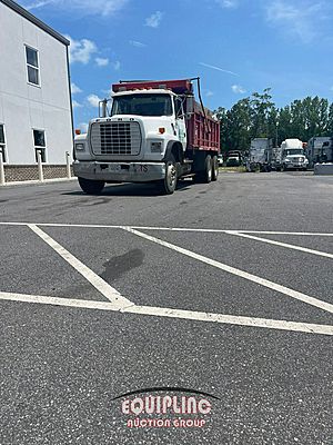 1995 Ford LT9000 - Dump Truck