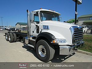 2013 Mack Granite GU813 - Cab & Chassis