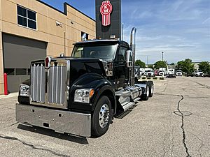 2026 Kenworth W990
