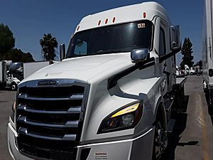 2019 Freightliner Cascadia - Day Cab