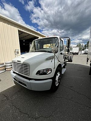 2019 Freightliner M2 106 - Cab & Chassis