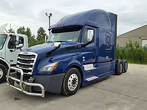 2019 Freightliner Cascadia - Sleeper Truck