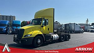2020 International RH613 - Day Cab