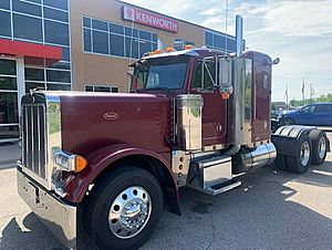 2004 Peterbilt 379 - Sleeper Truck
