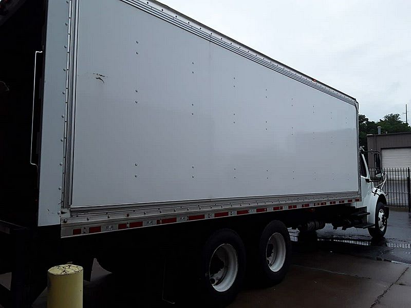 2019 Freightliner M2 106