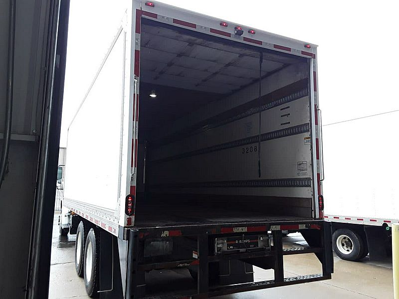 2019 Freightliner M2 106