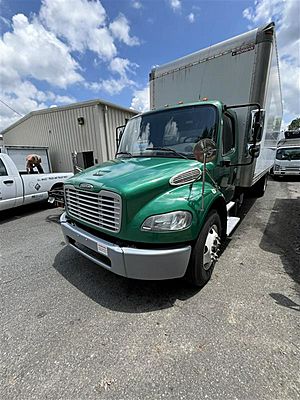 2015 Freightliner M2 106 - Box Van