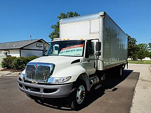2018 International DuraStar 4300 - Box Van