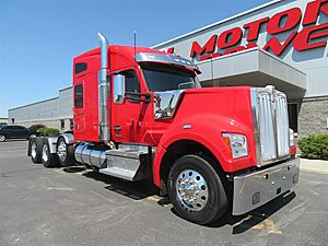 2022 Kenworth W990 - Sleeper Truck