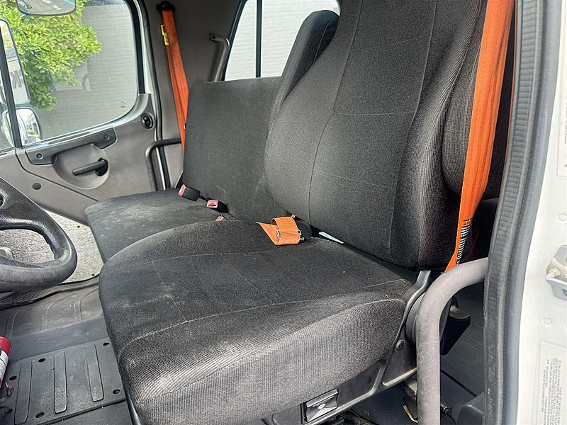 2017 Freightliner M2 Crew Cab