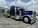 2023 Peterbilt 389