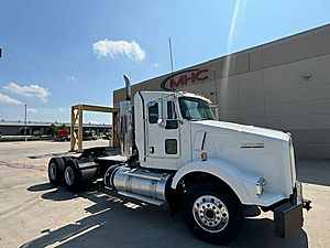 2020 Kenworth T800 - Day Cab