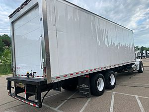 2020 Kenworth T370 - Refrigerated Van