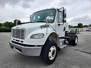2016 Freightliner M2 106 - Cargo Van
