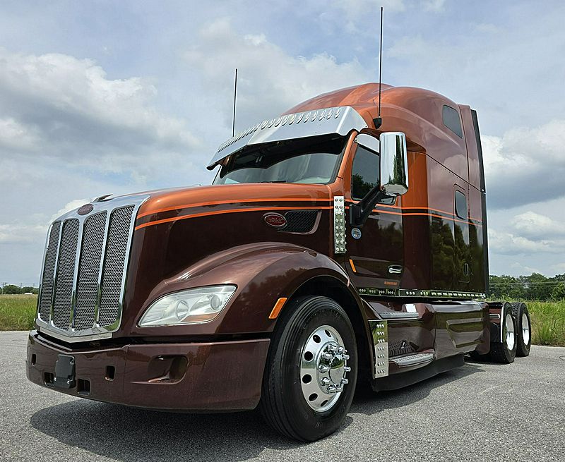 2021 Peterbilt 579 For Sale | 80