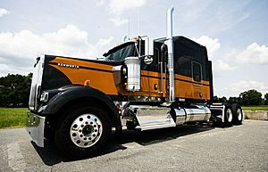 2026 Kenworth W900L - Sleeper Truck