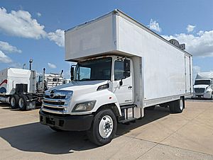 2016 Hino 268 - Box Truck