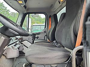 2015 Freightliner M2 112