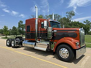 2026 Kenworth W900L - Sleeper Truck