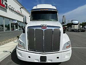 2022 Peterbilt 579