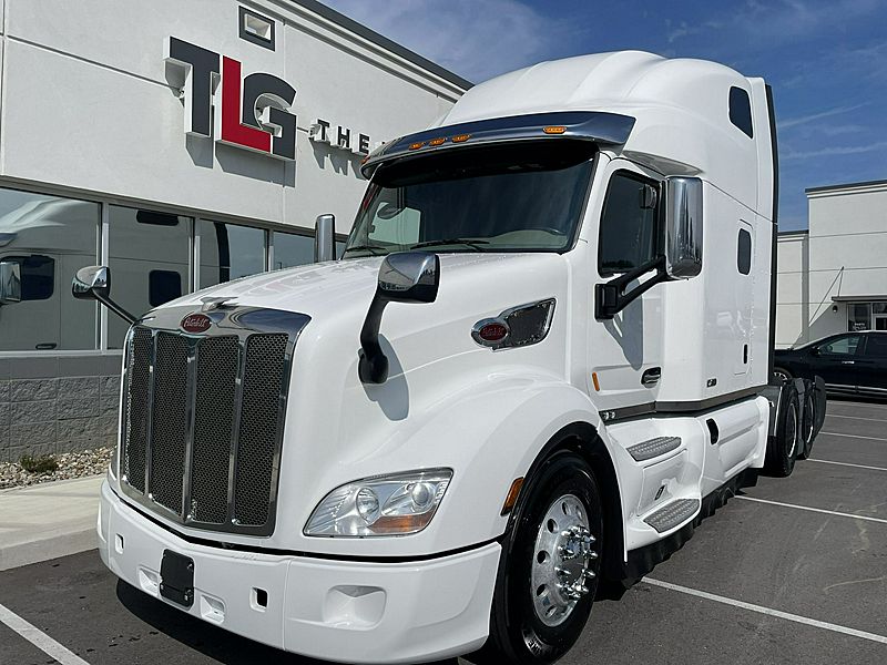 2022 Peterbilt 579