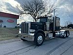 2022 Peterbilt 389