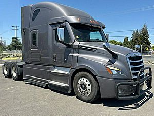 2023 Freightliner Cascadia 126 - Sleeper Truck