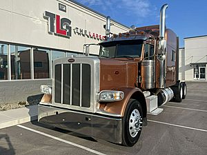 2019 Peterbilt 389 - Sleeper Truck
