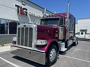 2019 Peterbilt 389 - Sleeper Truck
