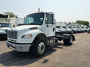2017 Freightliner M2 106 - Day Cab