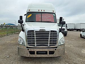 2020 Freightliner Cascadia 125 - Sleeper Truck
