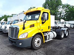 2019 Freightliner Cascadia 113 - Day Cab