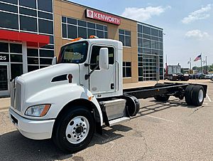 2019 Kenworth T370 - Cab & Chassis