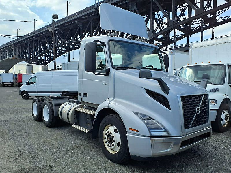 2019 Volvo VNL