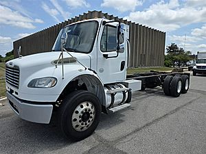 2014 Freightliner M2 - Cab & Chassis
