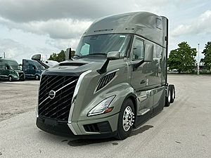 2025 Volvo VNL 860 - Day Cab