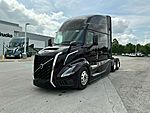 2025 Volvo VNL 860