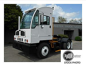 2019 Autocar ACTT42 - Yard Spotter